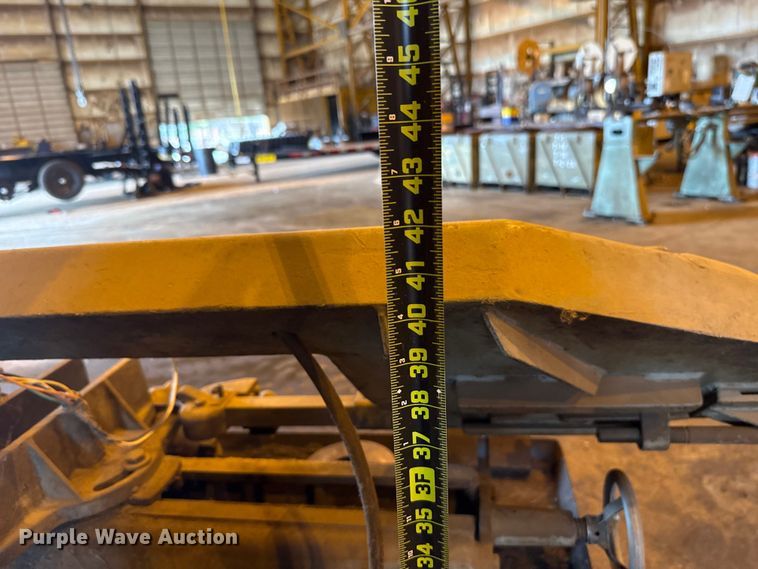 image for item ES5962 SMT horizontal bandsaw