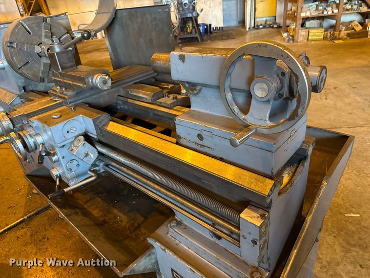image for item ES5964 Summit metal lathe