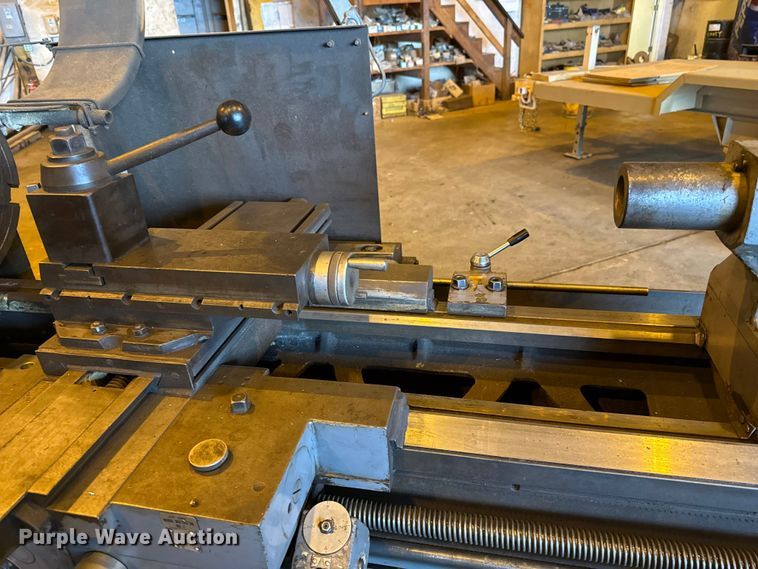 image for item ES5964 Summit metal lathe