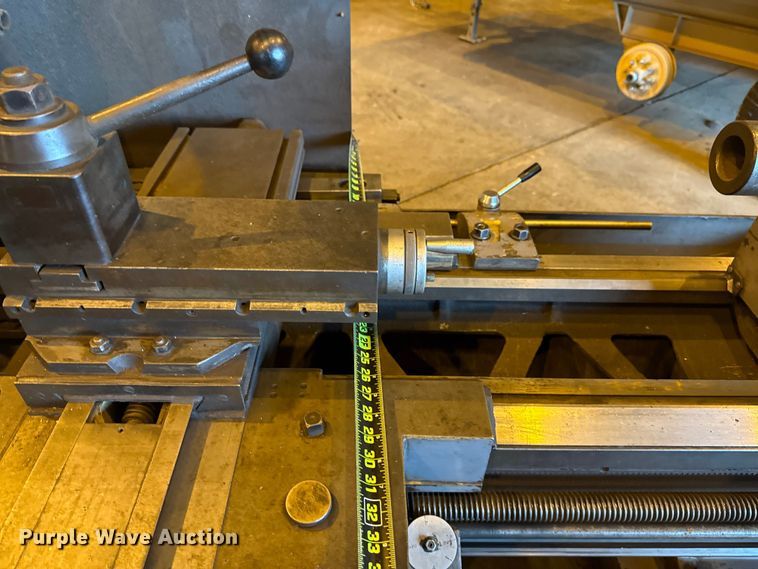 image for item ES5964 Summit metal lathe
