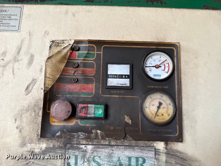 image for item ES5972 2001 Komsan Kompressor VEK25 air compressor