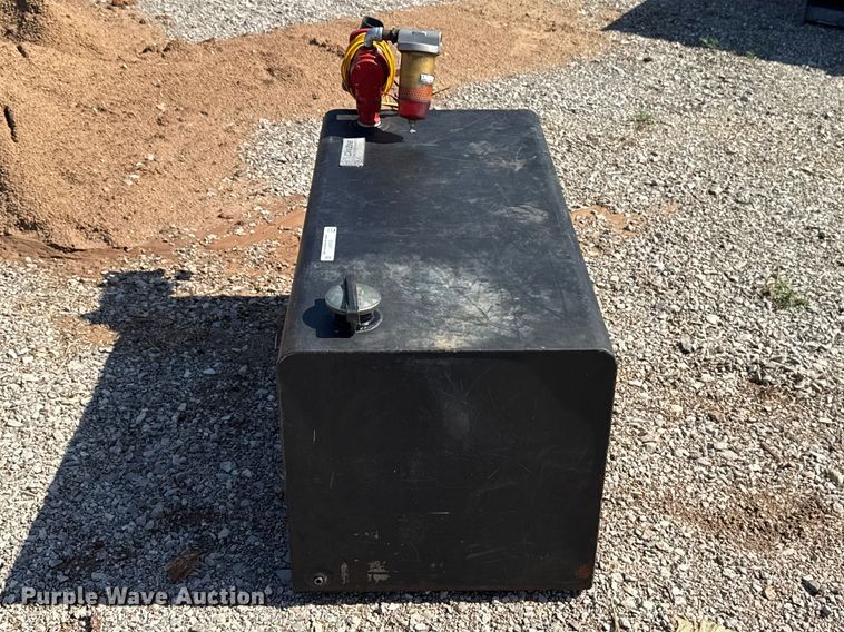 image for item ES5975 DeeZee fuel transfer tank