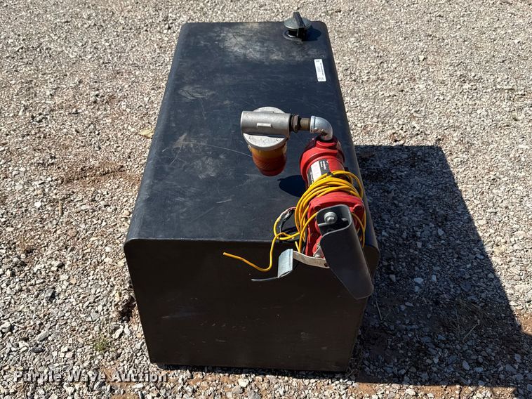 image for item ES5975 DeeZee fuel transfer tank