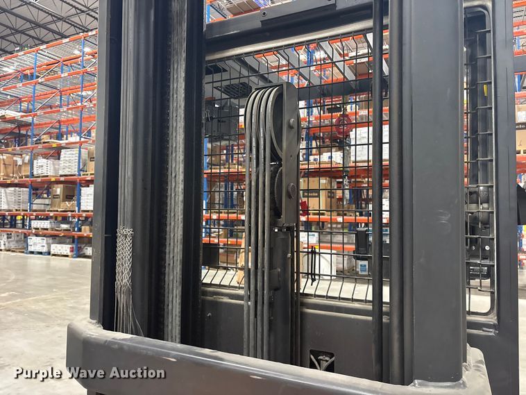 image for item ES8637 2017 Crown SP4050-30 order picker