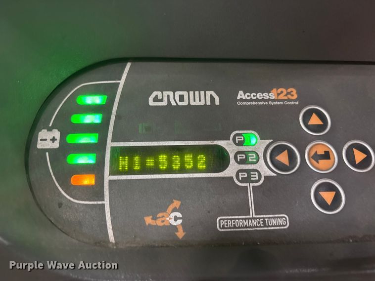 image for item ES8637 2017 Crown SP4050-30 order picker