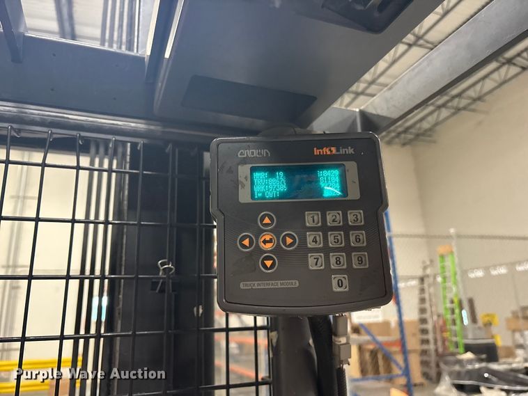 image for item ES8637 2017 Crown SP4050-30 order picker