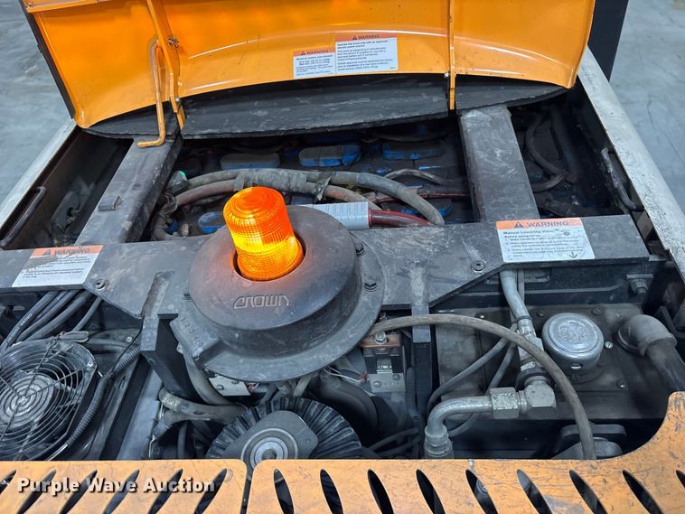 image for item ES8637 2017 Crown SP4050-30 order picker