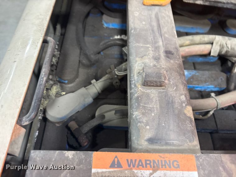 image for item ES8637 2017 Crown SP4050-30 order picker