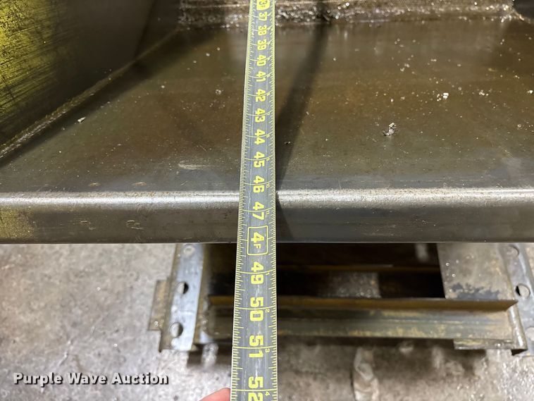 image for item ES8639  (3) Wright self dumping hoppers