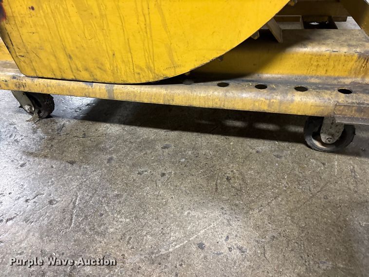 image for item ES8639  (3) Wright self dumping hoppers