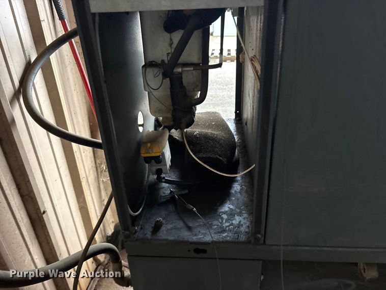 image for item ES8642 2013 Kaeser Air Center SK 20 air compressor