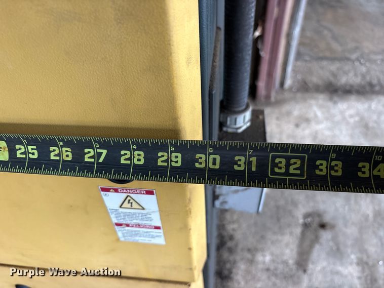 image for item ES8642 2013 Kaeser Air Center SK 20 air compressor