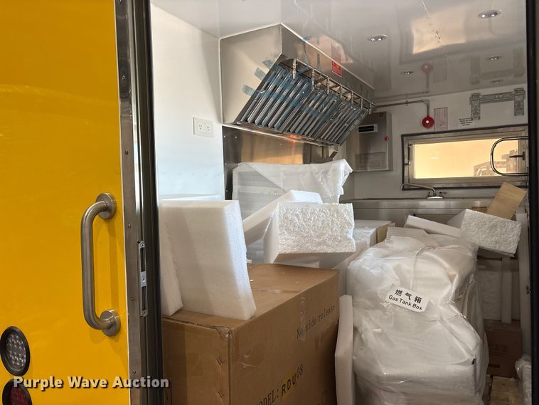 image for item ES8646 2025 Webetter Intelligent Equipment Co. food trailer