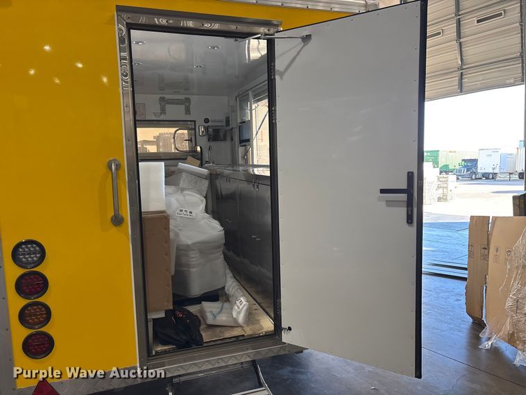 image for item ES8646 2025 Webetter Intelligent Equipment Co. food trailer