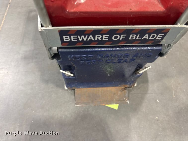 image for item ES8648 Makinex VS-125 floor stripper