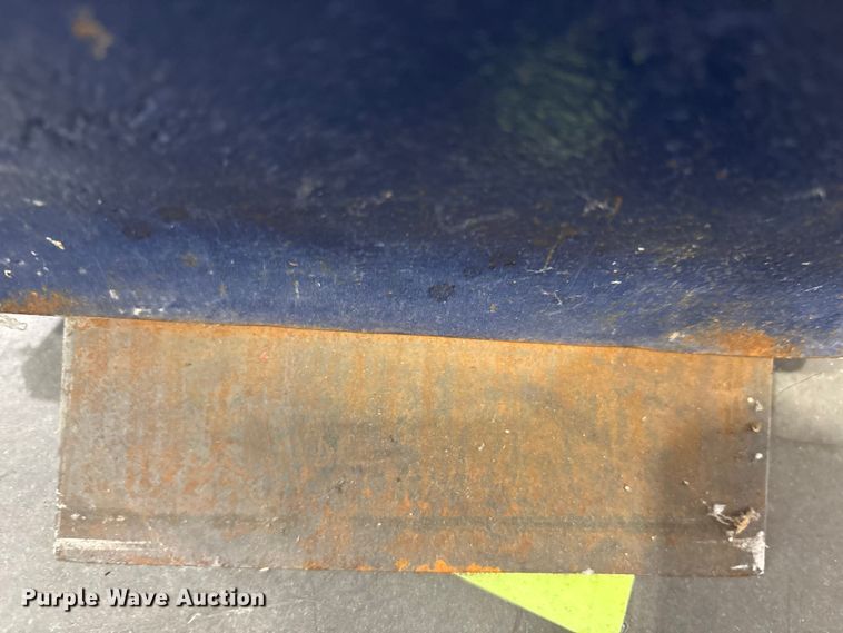 image for item ES8648 Makinex VS-125 floor stripper