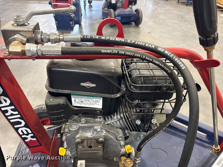 image for item ES8650 2020 Makinex DPC-2200 pressure washer