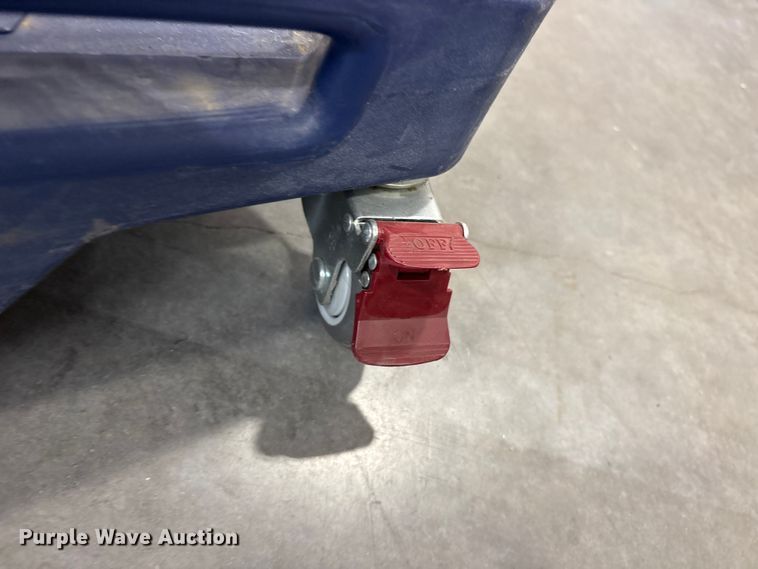 image for item ES8650 2020 Makinex DPC-2200 pressure washer