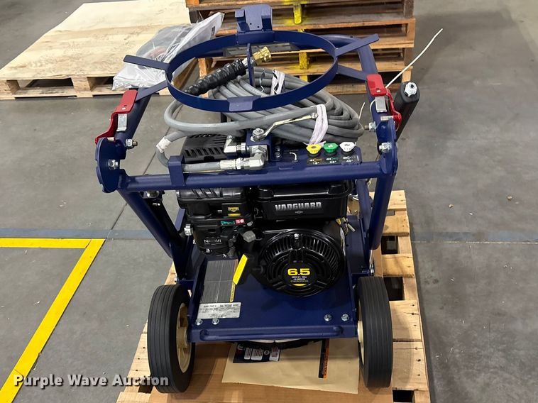 image for item ES8651 2021 Makinex DPW-2500-0AVU pressure washer