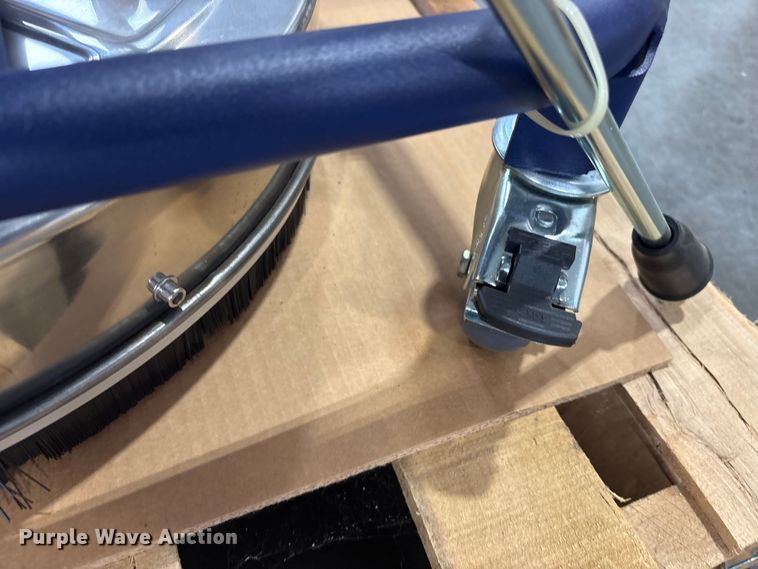 image for item ES8651 2021 Makinex DPW-2500-0AVU pressure washer