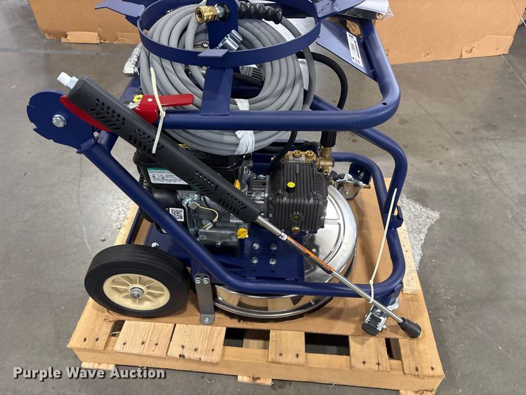 image for item ES8652 2021 Makinex DPW-2500-0AVU pressure washer