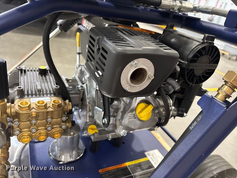 image for item ES8652 2021 Makinex DPW-2500-0AVU pressure washer