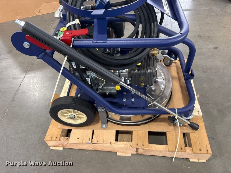 image for item ES8653 2021 Makinex DPW-2500-0AVU pressure washer