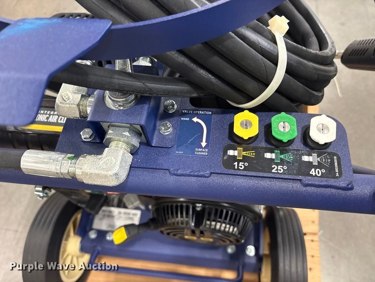 image for item ES8653 2021 Makinex DPW-2500-0AVU pressure washer