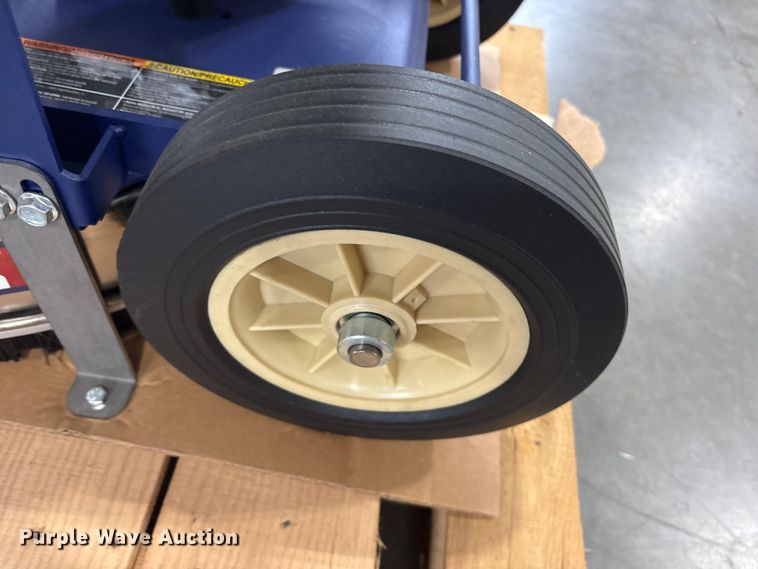 image for item ES8653 2021 Makinex DPW-2500-0AVU pressure washer