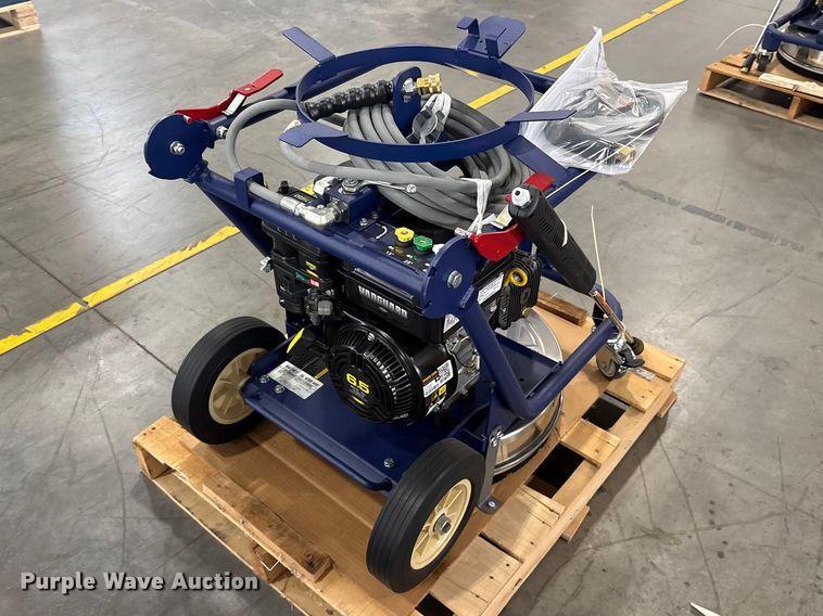 image for item ES8654 2021 Makinex DPW-2500-0AVU pressure washer