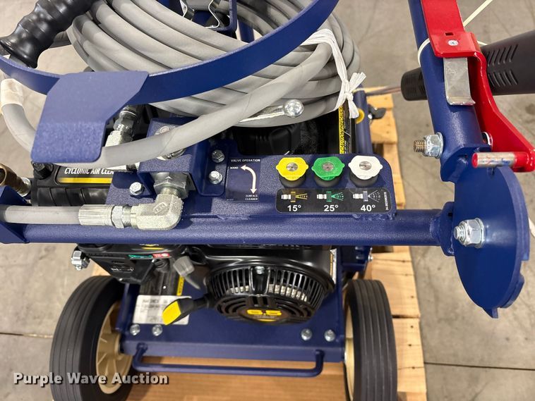 image for item ES8654 2021 Makinex DPW-2500-0AVU pressure washer