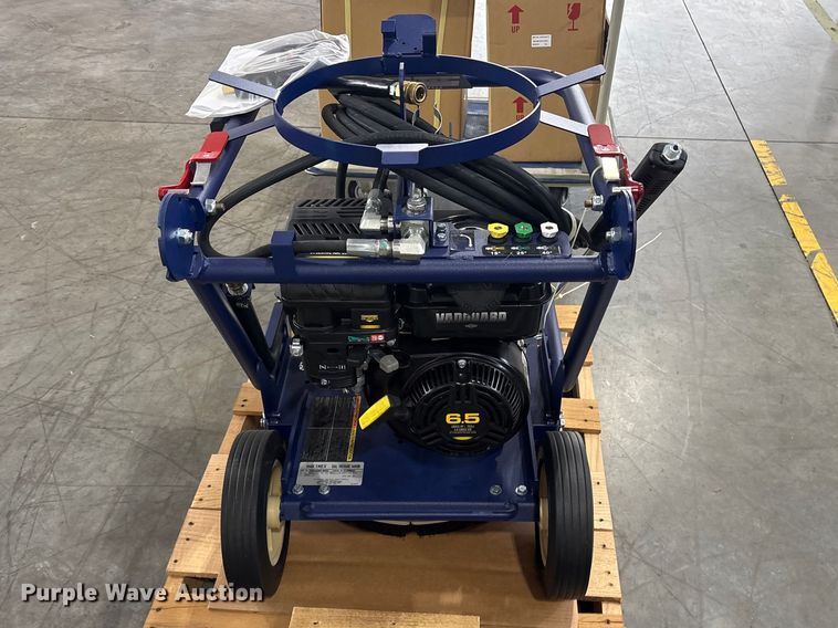 image for item ES8655 2021 Makinex DPW-2500-0AVU pressure washer