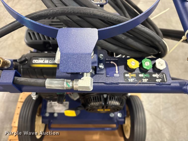 image for item ES8655 2021 Makinex DPW-2500-0AVU pressure washer