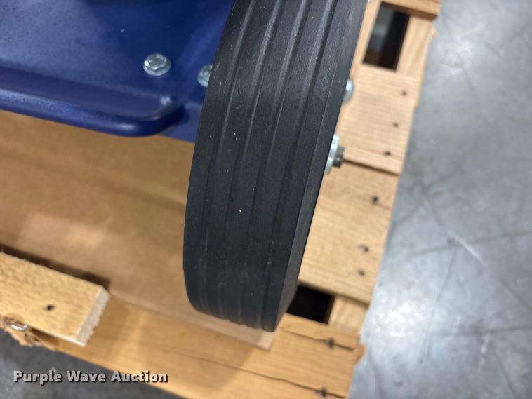 image for item ES8655 2021 Makinex DPW-2500-0AVU pressure washer