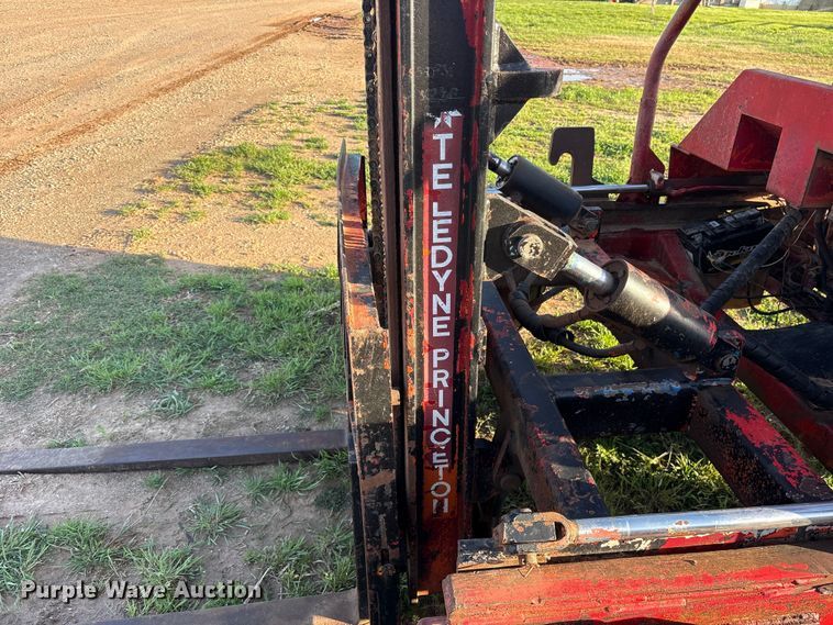 image for item ES8657 1993 Teledyne Princeton D5000 forklift