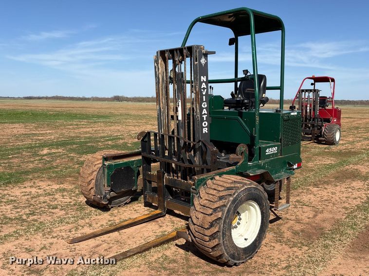 image for item ES8663 2020 Navigator RT-4500 forklift