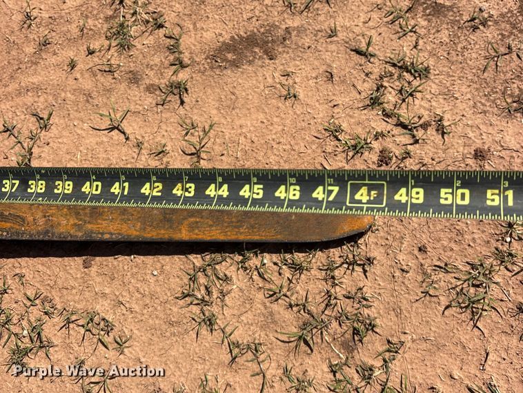 image for item ES8663 2020 Navigator RT-4500 forklift