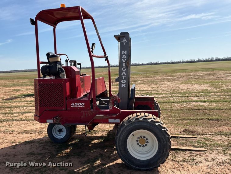 image for item ES8665 2021 Navigator RT-4500 forklift