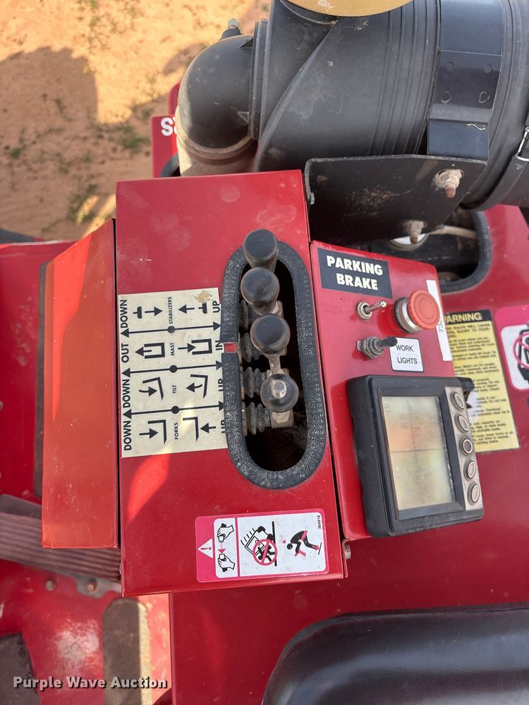 image for item ES8666 2022 Navigator RT-4500 forklift