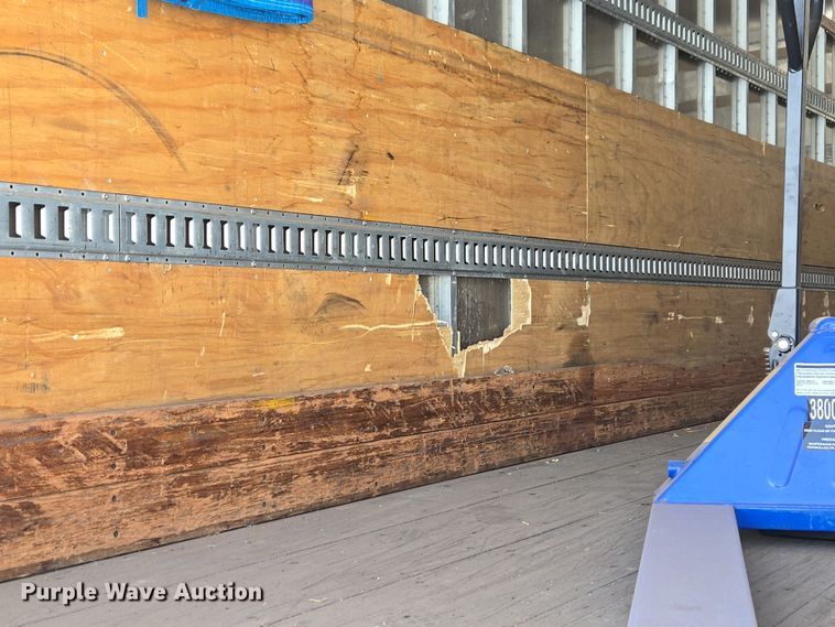 image for item ET1213 2015 Freightliner M2 box truck