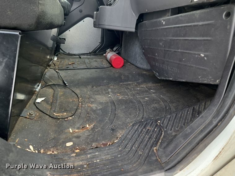 image for item ET1213 2015 Freightliner M2 box truck