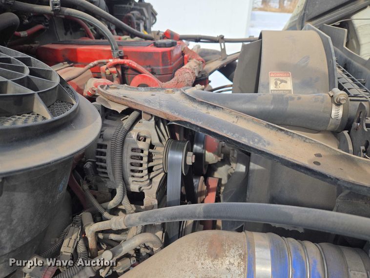 image for item ET1213 2015 Freightliner M2 box truck