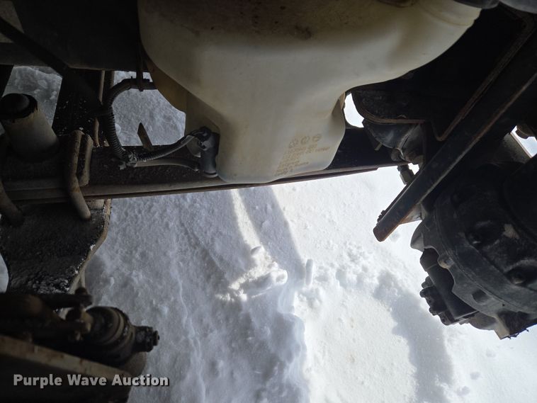 image for item ET1213 2015 Freightliner M2 box truck