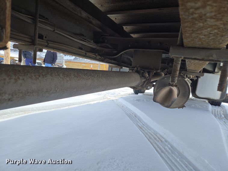 image for item ET1213 2015 Freightliner M2 box truck