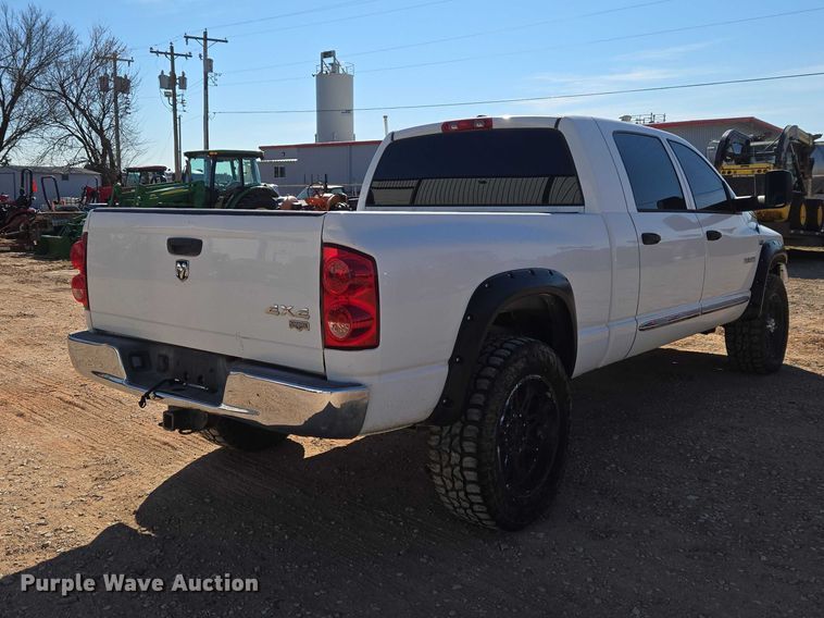 image for item ET1355 2008 Dodge Ram 2500 Crew Cab pickup truck