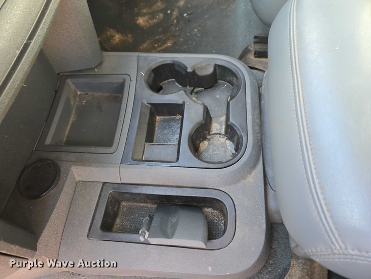 image for item ET1355 2008 Dodge Ram 2500 Crew Cab pickup truck