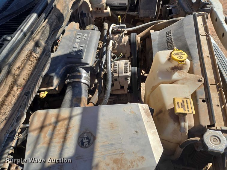 image for item ET1355 2008 Dodge Ram 2500 Crew Cab pickup truck