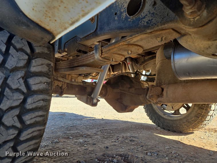 image for item ET1355 2008 Dodge Ram 2500 Crew Cab pickup truck