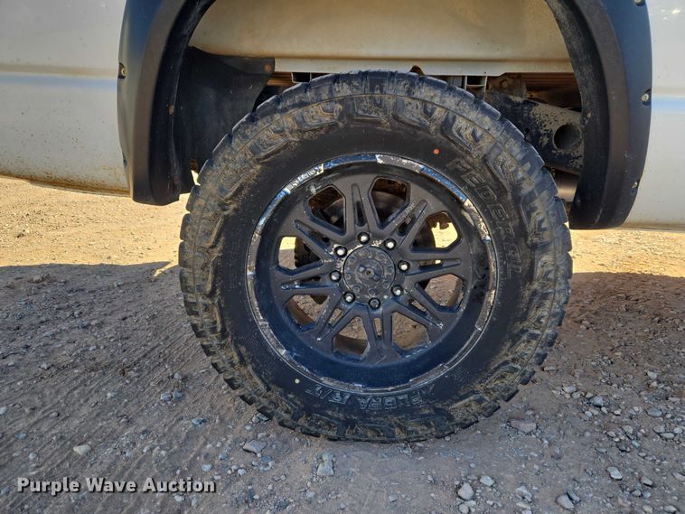 image for item ET1355 2008 Dodge Ram 2500 Crew Cab pickup truck