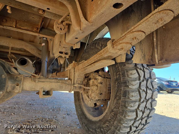 image for item ET1355 2008 Dodge Ram 2500 Crew Cab pickup truck